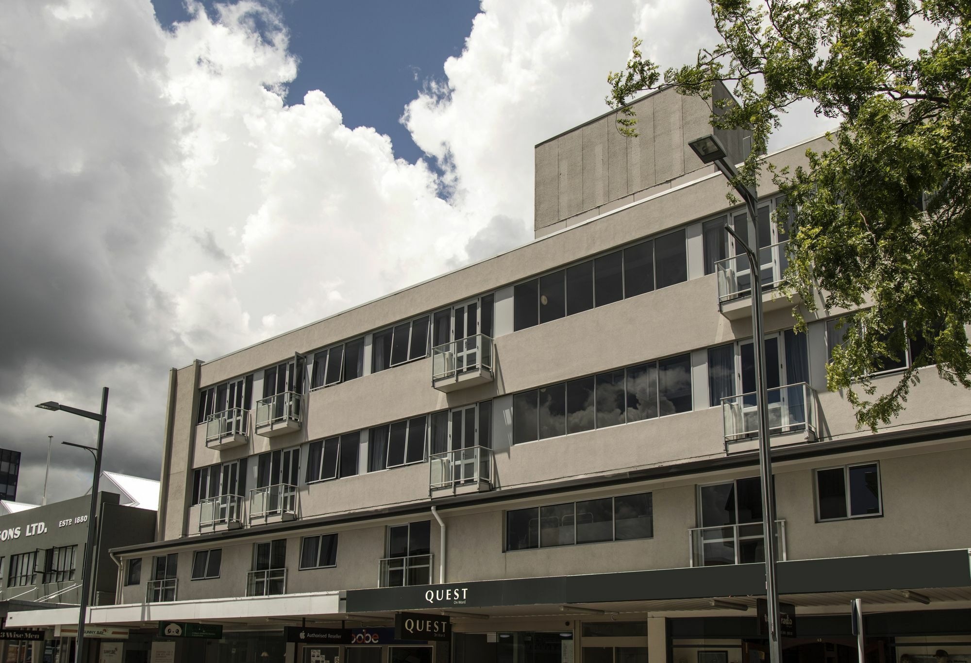 Quest On Ward Serviced Apartments Hamilton Eksteriør bilde